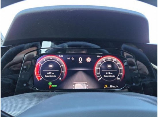 2025 Volkswagen Golf VIII Variant 1.5 eTSI 110 kW R-Line 2025 Volkswagen Golf VIII Variant 1.5 eTSI 110 kW R-Line