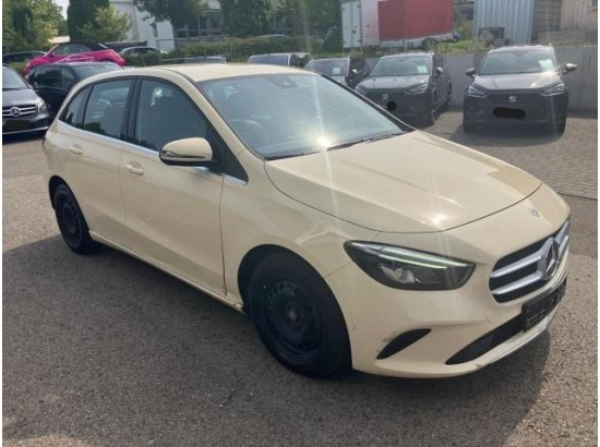 2022 Mercedes-Benz B -Klasse B 180 d 2022 Mercedes-Benz B -Klasse B 180 d