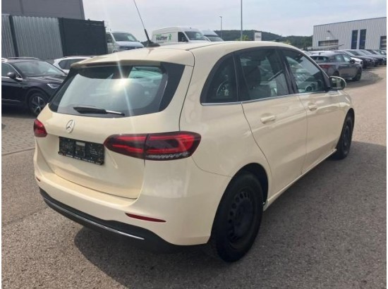 2022 Mercedes-Benz B -Klasse B 180 d 2022 Mercedes-Benz B -Klasse B 180 d