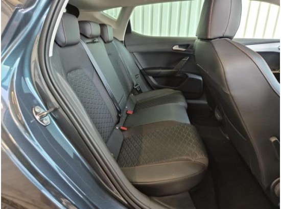 2025 Seat Leon 1.5 eTSI 110 kW FR 2025 Seat Leon 1.5 eTSI 110 kW FR