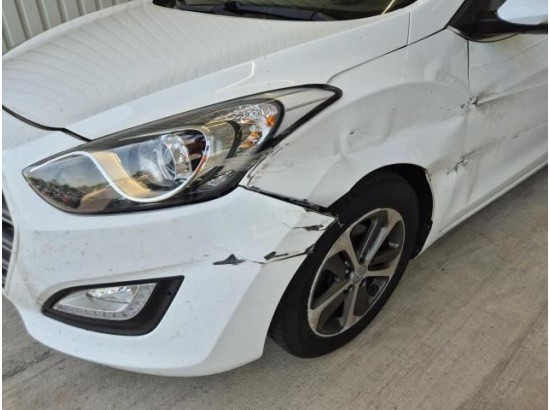 2016 Hyundai i30 blue Passion