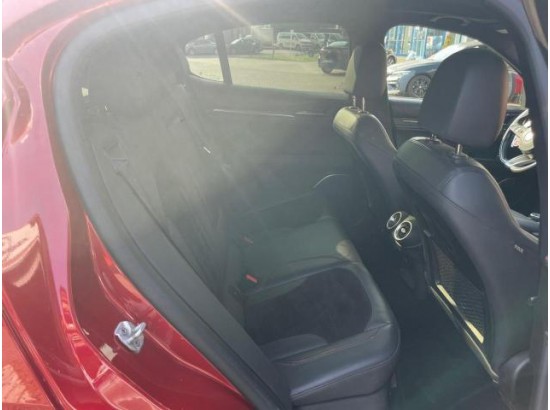 2018 Alfa Romeo Stelvio 2018 Alfa Romeo Stelvio