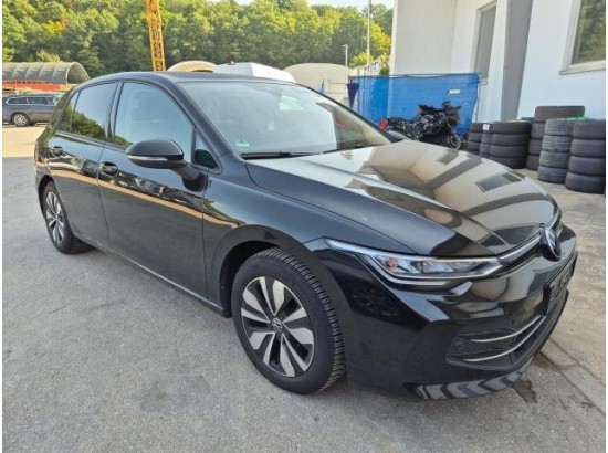 2025 Volkswagen Golf VIII Lim. 1.5 TSI 85 kW Goal 2025 Volkswagen Golf VIII Lim. 1.5 TSI 85 kW Goal