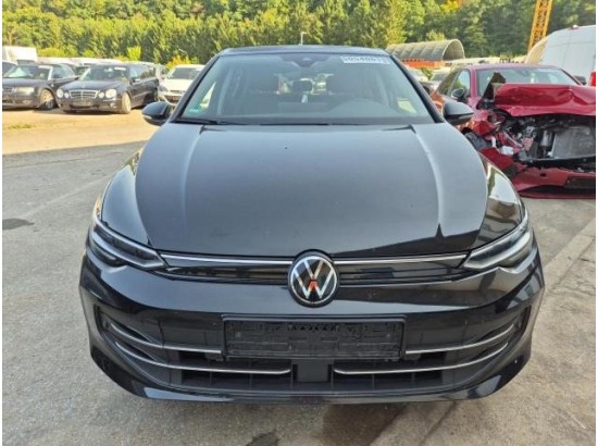 2025 Volkswagen Golf VIII Lim. 1.5 TSI 85 kW Goal 2025 Volkswagen Golf VIII Lim. 1.5 TSI 85 kW Goal