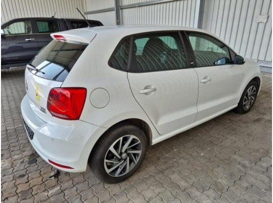 2017 Volkswagen Polo V Sound BMT/Start-Stopp 2017 Volkswagen Polo V Sound BMT/Start-Stopp