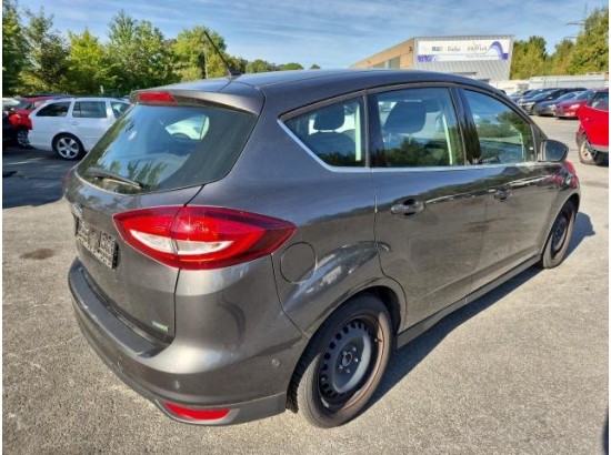 2017 Ford C-Max Titanium 2017 Ford C-Max Titanium