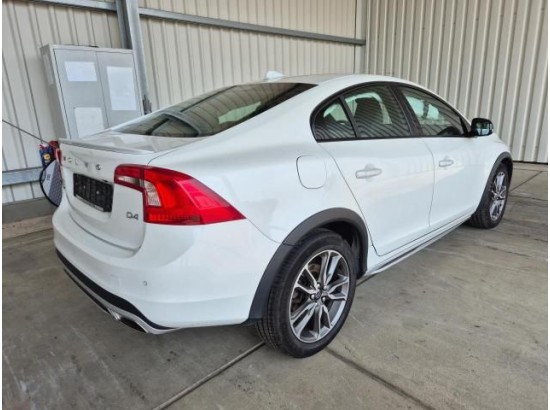 2016 Volvo S60 Cross Country Summum 2016 Volvo S60 Cross Country Summum