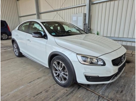 2016 Volvo S60 Cross Country Summum 2016 Volvo S60 Cross Country Summum
