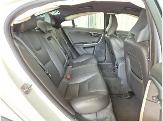 2016 Volvo S60 Cross Country Summum 2016 Volvo S60 Cross Country Summum