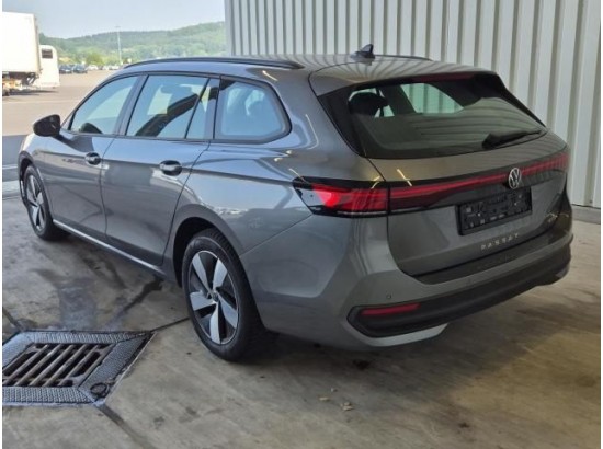 2025 Volkswagen Passat Variant 1.5 eTSI 110 kW 2025 Volkswagen Passat Variant 1.5 eTSI 110 kW