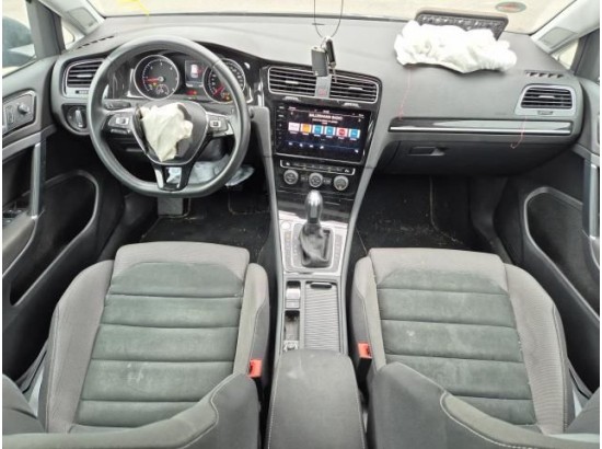 2019 Volkswagen Golf VII Lim. Highline BMT/Start-Stopp 2019 Volkswagen Golf VII Lim. Highline BMT/Start-Stopp