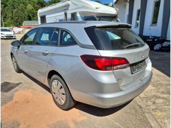 2019 Opel Astra K Sports Tourer Business Start/Stop 2019 Opel Astra K Sports Tourer Business Start/Stop