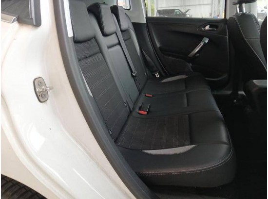 2016 Peugeot 2008 Allure 2016 Peugeot 2008 Allure