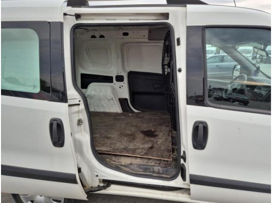 2015 Opel Combo D Kasten L1H1 2,2t 2015 Opel Combo D Kasten L1H1 2,2t