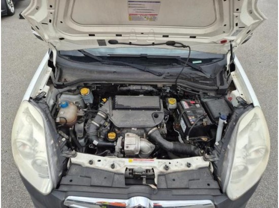 2015 Opel Combo D Kasten L1H1 2,2t 2015 Opel Combo D Kasten L1H1 2,2t