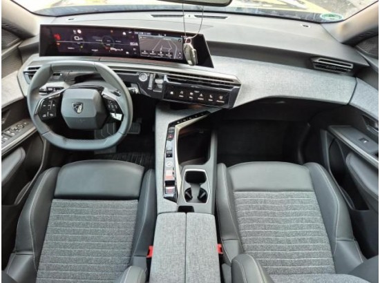 2025 Peugeot 3008 Hybrid 136 Allure 2025 Peugeot 3008 Hybrid 136 Allure