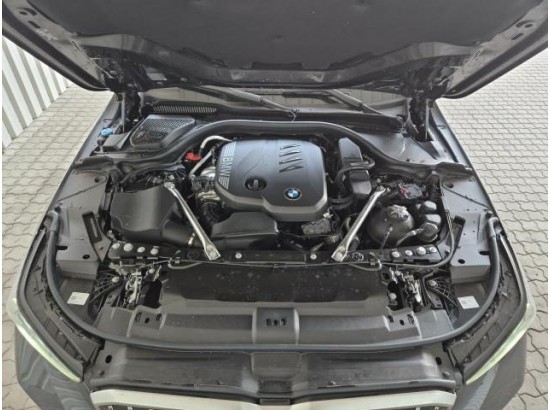 2025 BMW 5er Lim. 520 d M Sport 2025 BMW 5er Lim. 520 d M Sport
