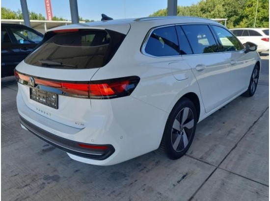 2025 Volkswagen Passat Variant 1.5 eTSI 110 kW Business 2025 Volkswagen Passat Variant 1.5 eTSI 110 kW Business
