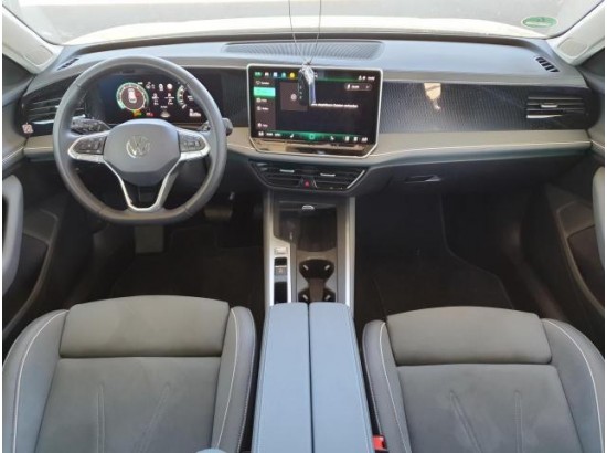 2025 Volkswagen Passat Variant 1.5 eTSI 110 kW Business 2025 Volkswagen Passat Variant 1.5 eTSI 110 kW Business