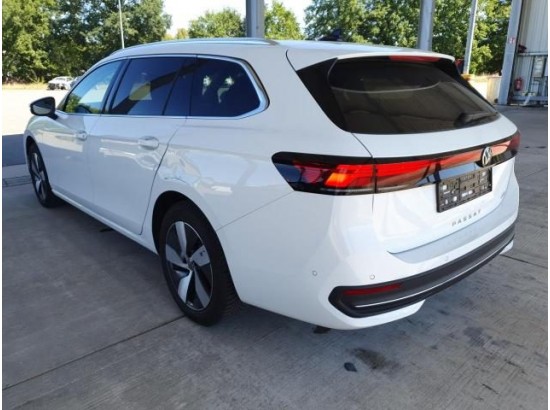 2025 Volkswagen Passat Variant 1.5 eTSI 110 kW Business 2025 Volkswagen Passat Variant 1.5 eTSI 110 kW Business