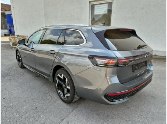 2025 Volkswagen Passat Variant 2.0 TDI 110 kW R-line 2025 Volkswagen Passat Variant 2.0 TDI 110 kW R-line
