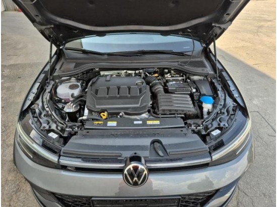 2025 Volkswagen Passat Variant 2.0 TDI 110 kW R-line 2025 Volkswagen Passat Variant 2.0 TDI 110 kW R-line