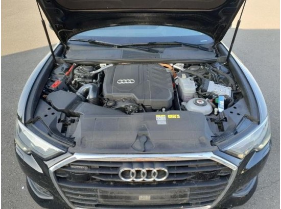 2022 Audi A6 Lim. 50 TFSI e quattro basis
