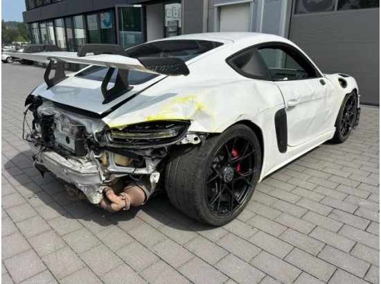 2022 Porsche 718 Cayman GT4 RS 2022 Porsche 718 Cayman GT4 RS