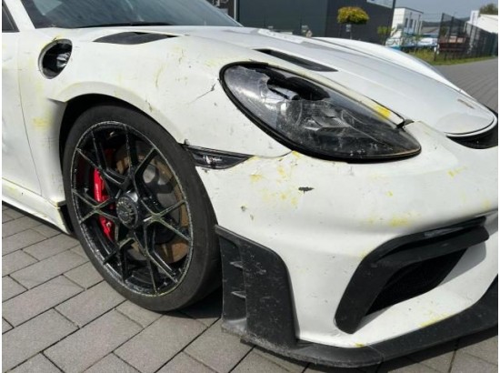 2022 Porsche 718 Cayman GT4 RS 2022 Porsche 718 Cayman GT4 RS