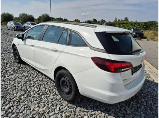 2018 Opel Astra K Sports Tourer Edition