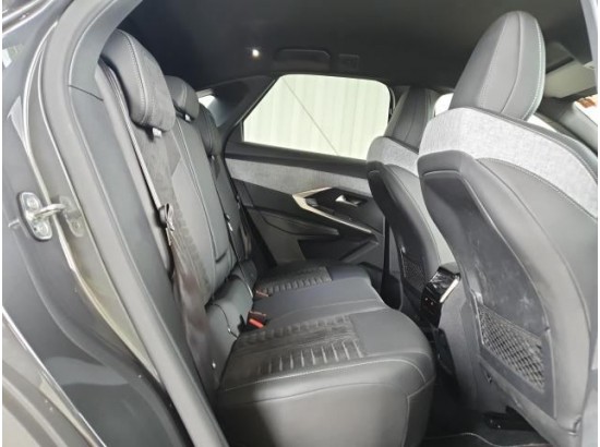 2025 Peugeot 3008 Hybrid 136 GT
