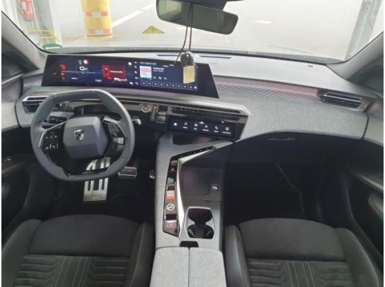 2025 Peugeot 3008 Hybrid 136 GT