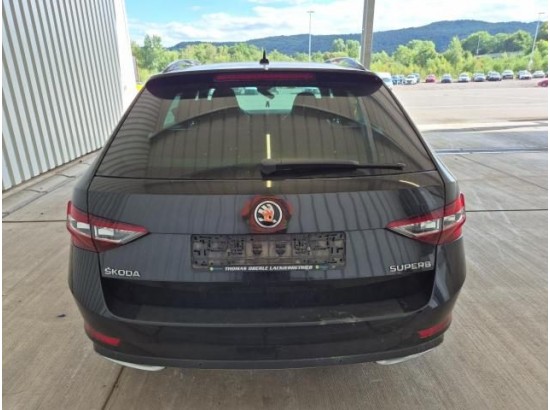 2017 Skoda Superb Combi SportLine 2017 Skoda Superb Combi SportLine