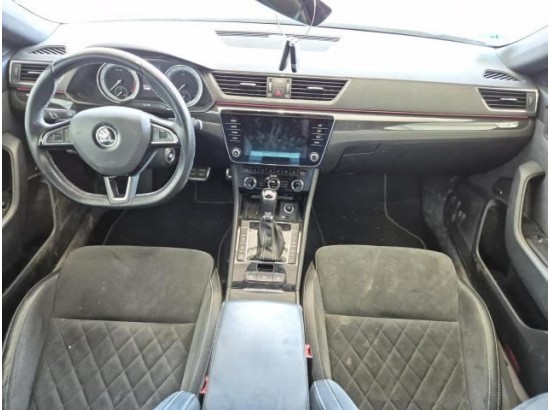2017 Skoda Superb Combi SportLine 2017 Skoda Superb Combi SportLine