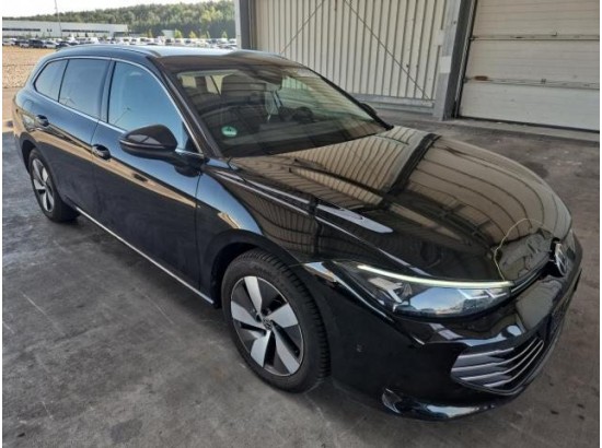 2025 Volkswagen Passat Variant 2.0 TDI 110 kW Business 2025 Volkswagen Passat Variant 2.0 TDI 110 kW Business