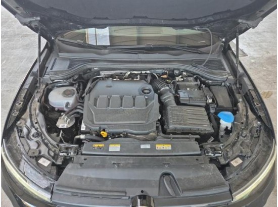 2025 Volkswagen Passat Variant 2.0 TDI 110 kW Business 2025 Volkswagen Passat Variant 2.0 TDI 110 kW Business