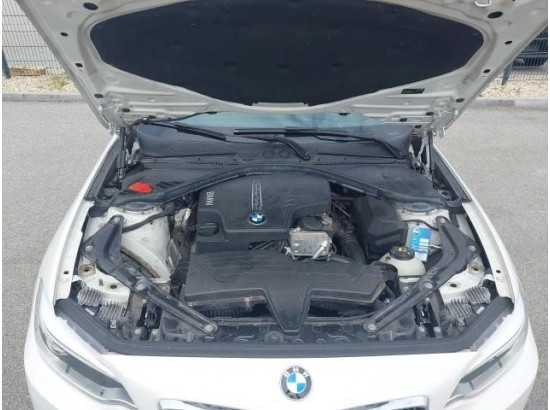 2015 BMW 2er Cabrio 220 i 2015 BMW 2er Cabrio 220 i