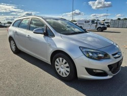 2016 Opel Astra J Sports Tourer Edition