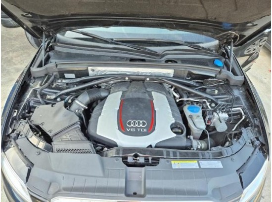 2015 Audi SQ5 3.0 TDI competition quattro