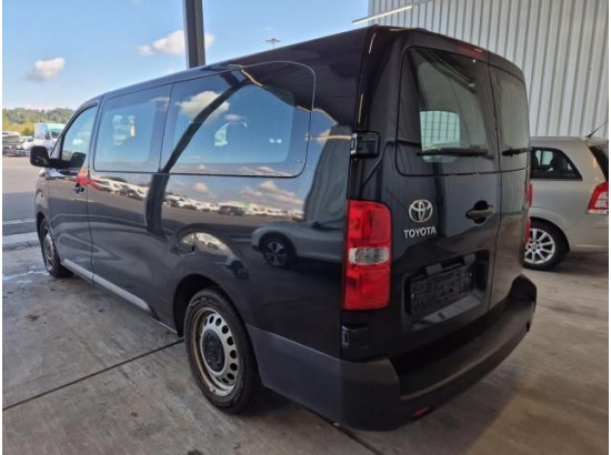 2022 Toyota Proace L2 Kombi Comfort
