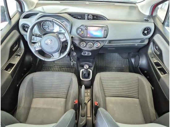 2019 Toyota Yaris Comfort 2019 Toyota Yaris Comfort
