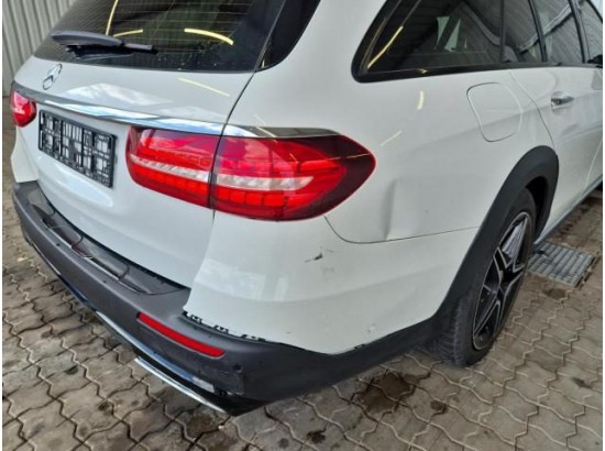 2021 Mercedes-Benz E -Klasse T-Modell E 450 4Matic All-Terrain 2021 Mercedes-Benz E -Klasse T-Modell E 450 4Matic All-Terrain