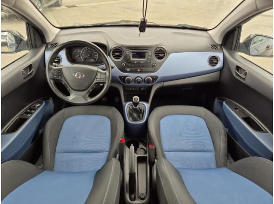 2015 Hyundai i10 FIFA World Cup Edition
