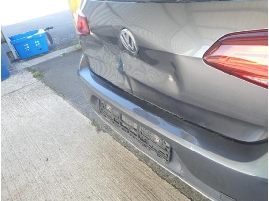 2019 Volkswagen Golf VII Lim. Highline BMT/Start-Stopp 2019 Volkswagen Golf VII Lim. Highline BMT/Start-Stopp