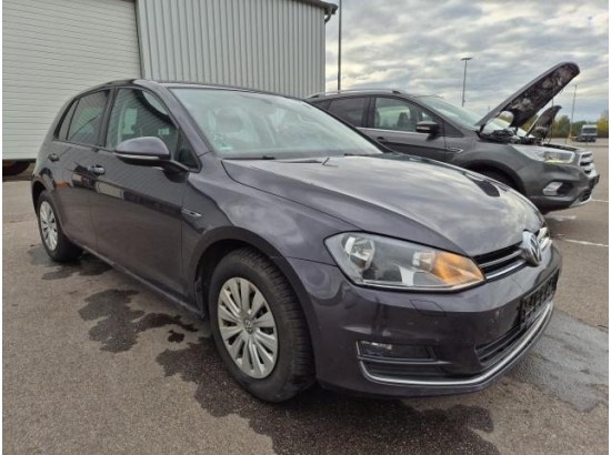 2015 Volkswagen Golf VII Lim. Lounge BMT 2015 Volkswagen Golf VII Lim. Lounge BMT