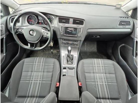 2015 Volkswagen Golf VII Lim. Lounge BMT 2015 Volkswagen Golf VII Lim. Lounge BMT
