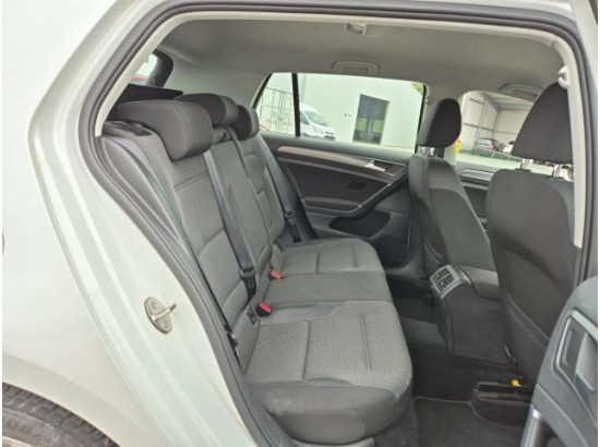 2018 Volkswagen Golf VII Lim. Comfortline BMT/Start-Stopp 2018 Volkswagen Golf VII Lim. Comfortline BMT/Start-Stopp