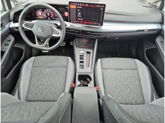 2025 Volkswagen Golf VIII Lim. 1.5 eTSI 110 kW Goal 2025 Volkswagen Golf VIII Lim. 1.5 eTSI 110 kW Goal