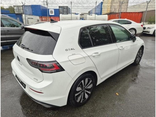 2025 Volkswagen Golf VIII Lim. 1.5 eTSI 110 kW Goal 2025 Volkswagen Golf VIII Lim. 1.5 eTSI 110 kW Goal