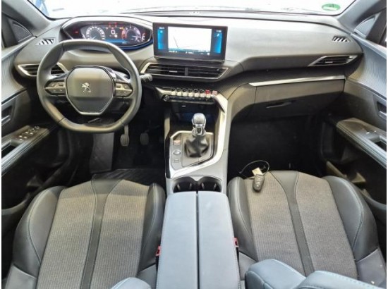2024 Peugeot 5008 Allure Pack